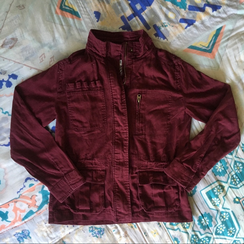 Maroon Cargo Jacket🍓 - Picture 6 of 8